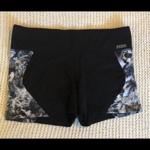 Victoria’s Secret PINK Ultimate Yoga Shorts M